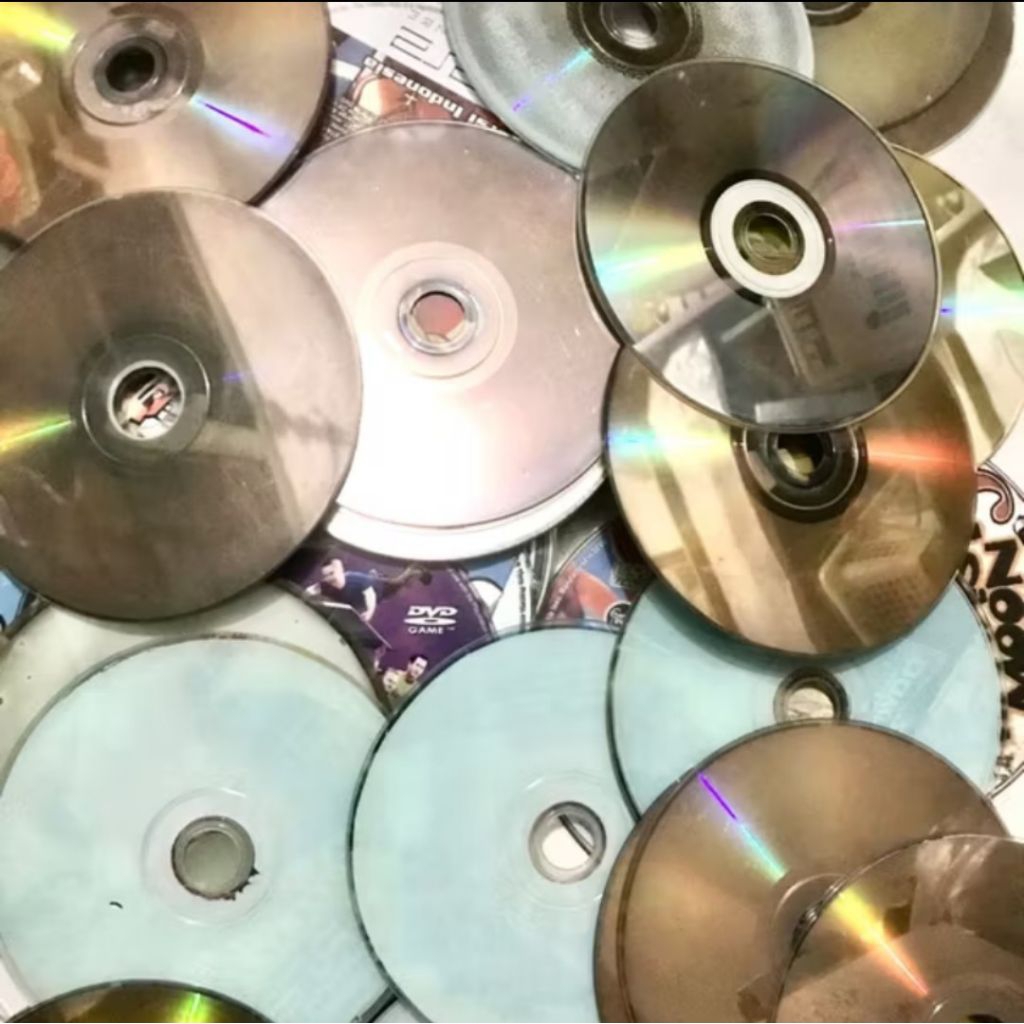 Jual kaset CD DVD VCD bekas isi random 50 keping untuk kerajinan tangan ...