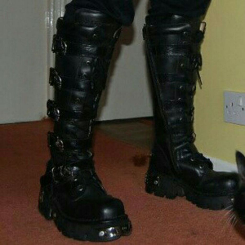 Jual sepatu boots rock touring punk kulit asli | Shopee Indonesia