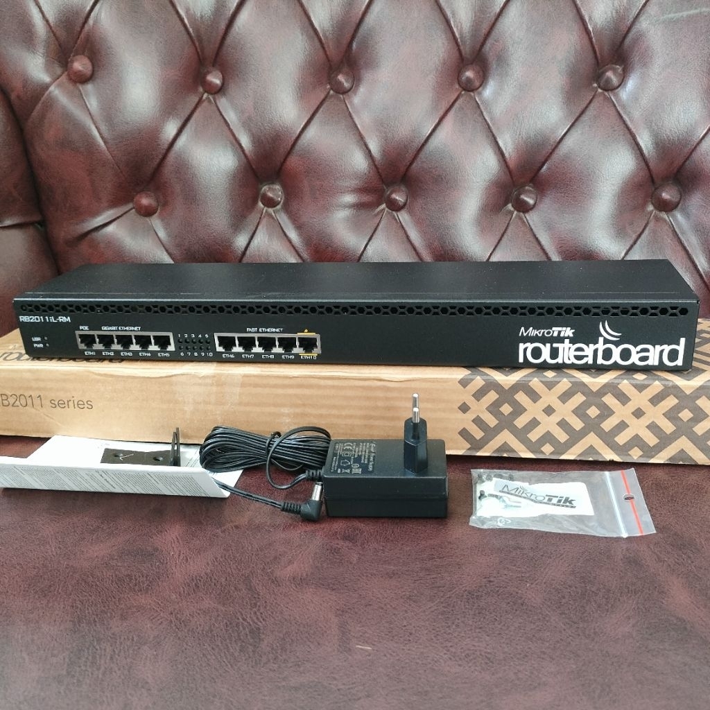 Jual Router Mikrotik Routerboard RB2011iL-RM 10 Port Ethernet 5 Port ...