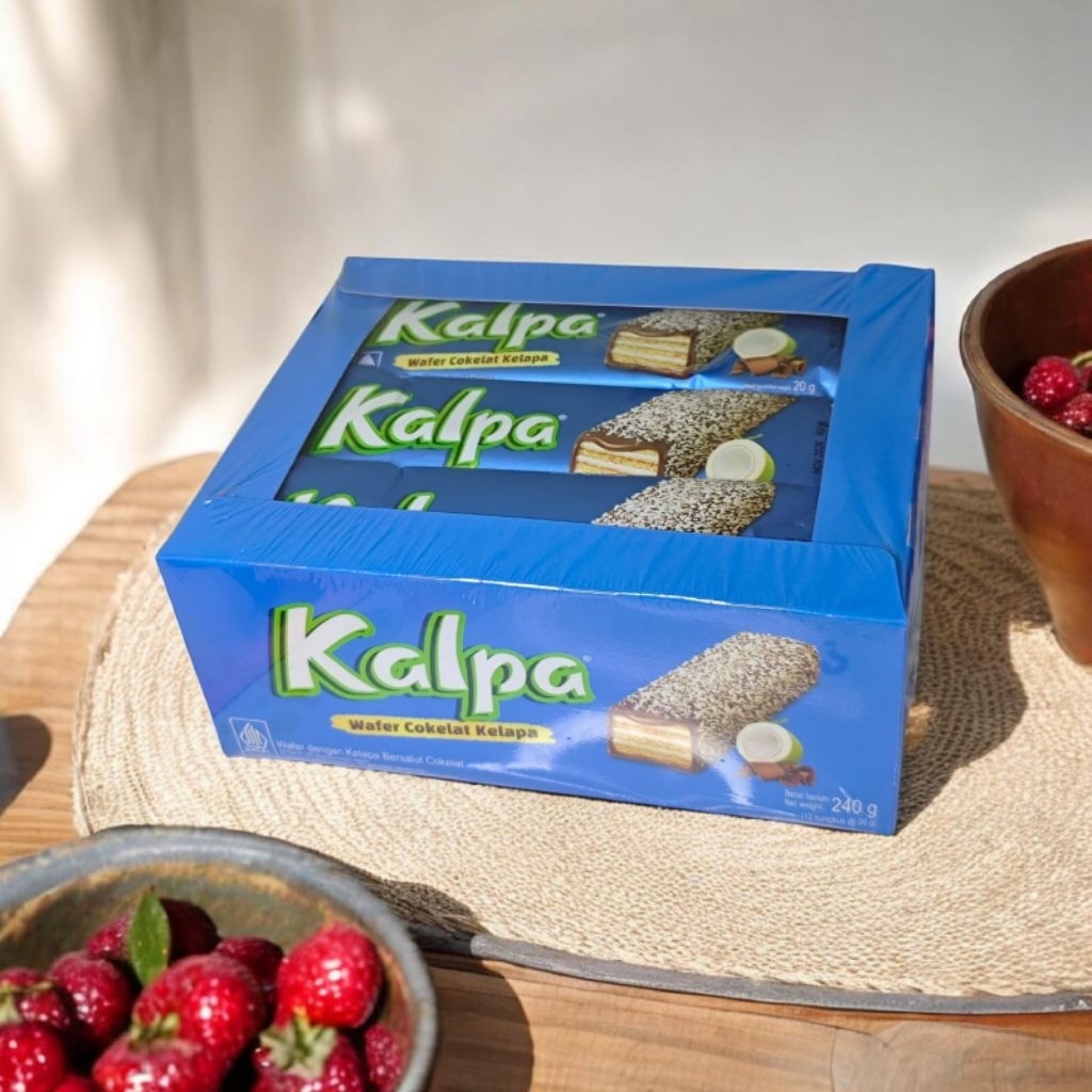 Jual Kalpa Wafer Cokelat Kelapa 1 Box isi 12 pcs @20 gram | Shopee ...