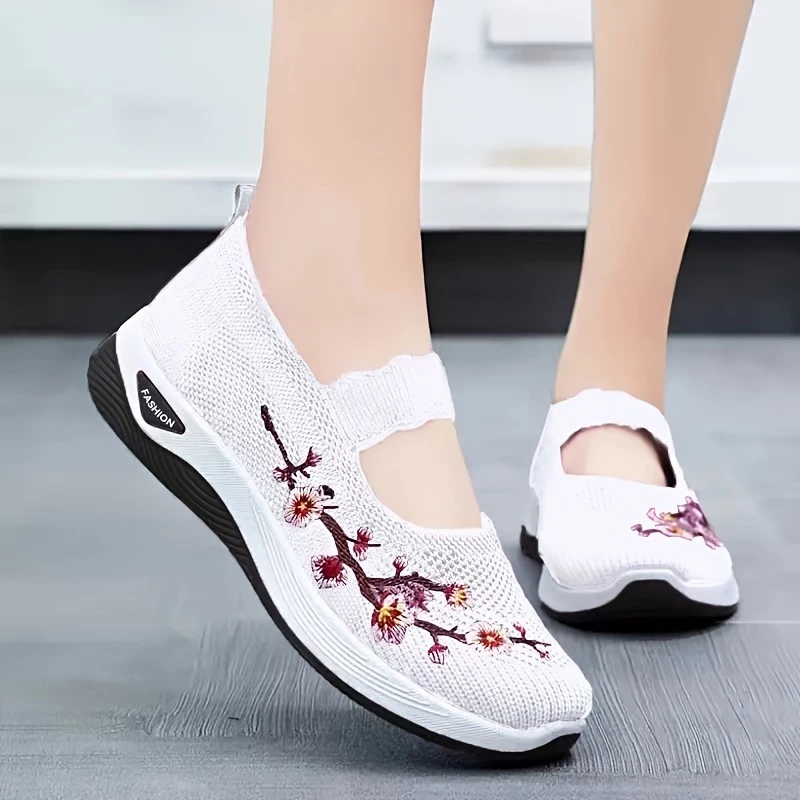 Solway Sakura Sepatu Slip On Wanita Anti Air