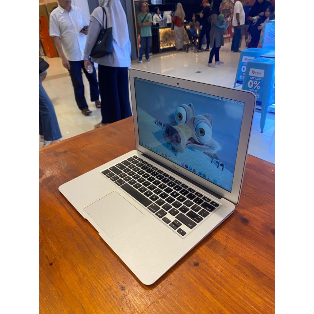 Jual Macbook Air 13 inch Mid 2012 i5 Ram 4GB SSD 128GB | Shopee Indonesia