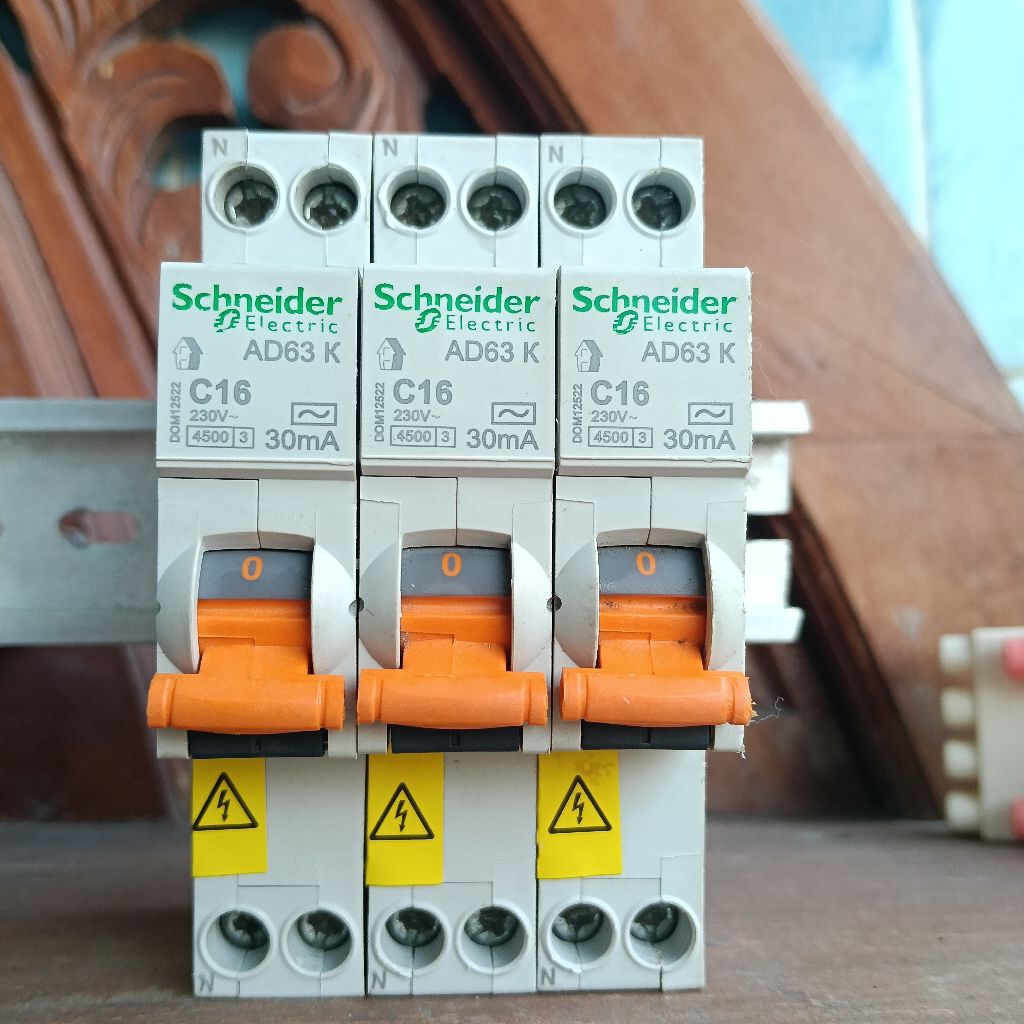 Jual Rcbo Schneider Terlengkap & Harga Terbaru Juli 2026 | Shopee Indonesia