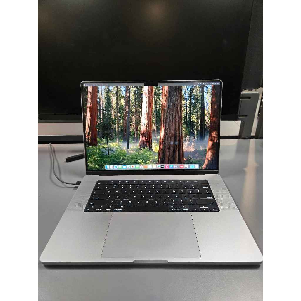Jual MACBOOK PRO M1 2O21 16 INCH RAM 16 SSD 512 GB MULUS SECOND ...
