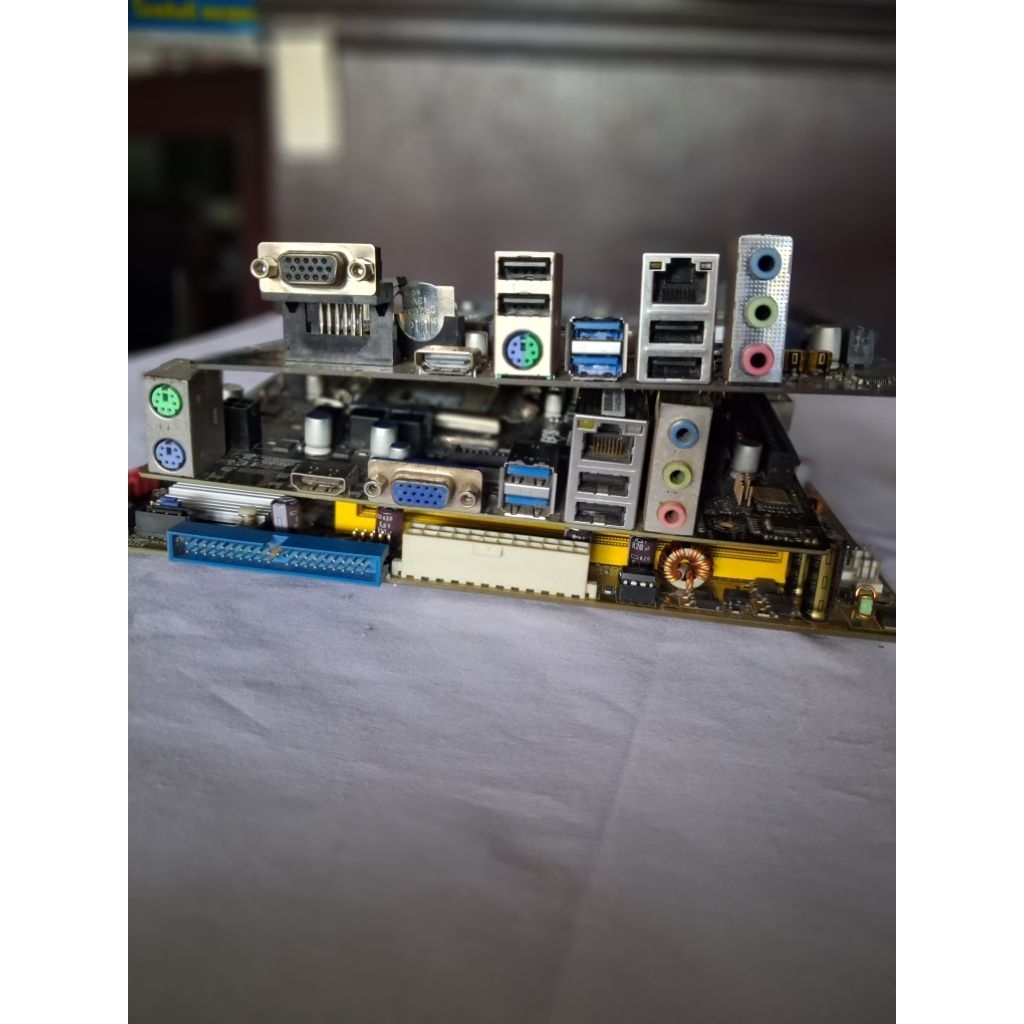 Jual Motherboard PC Rusak Mati Total Bekas Untuk Kanibal Sparepart ...