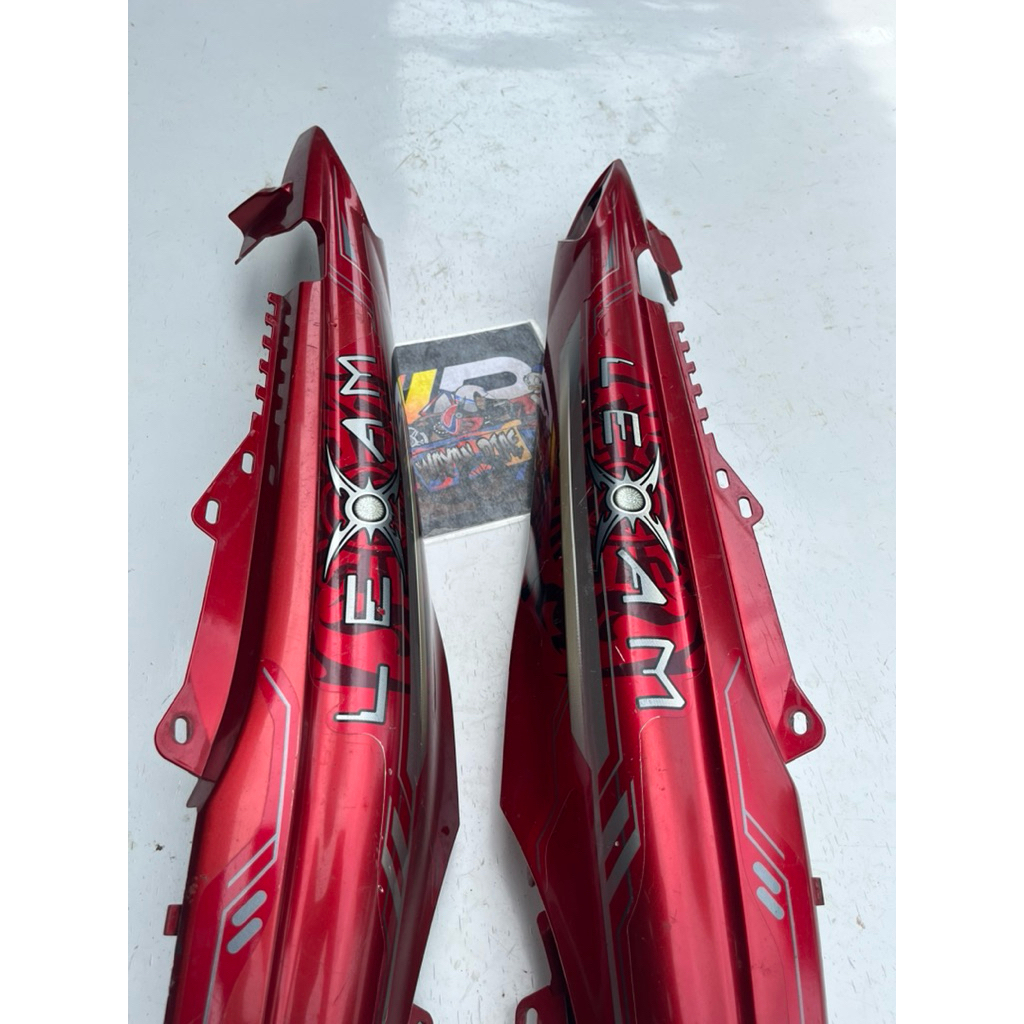 Jual Bodi belakang kanan kiri Yamaha lexam original seken warna merah ...