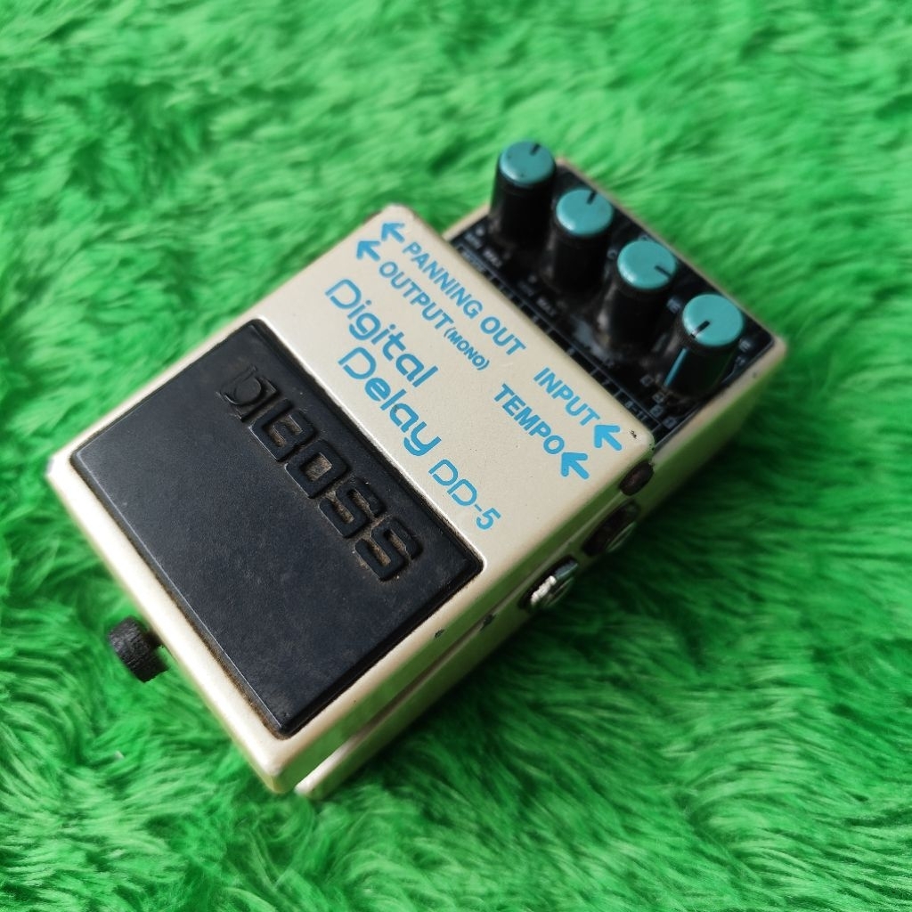 BOSS DD-5 Digital Delay 本体1996年モデル 【オフィシャル