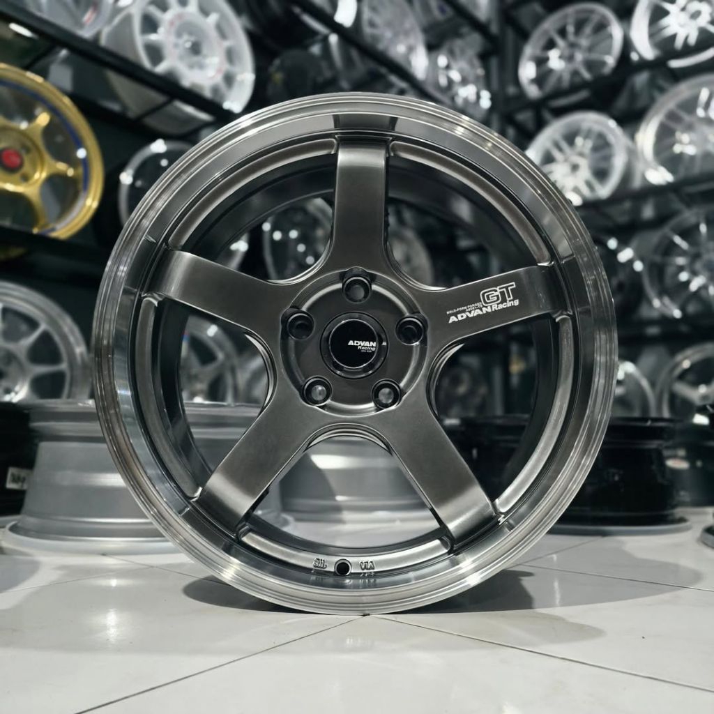 Jual velg racing r17 advan gt pcd 5x114,3 lebar 7,5 velg mobil ring 17 ...