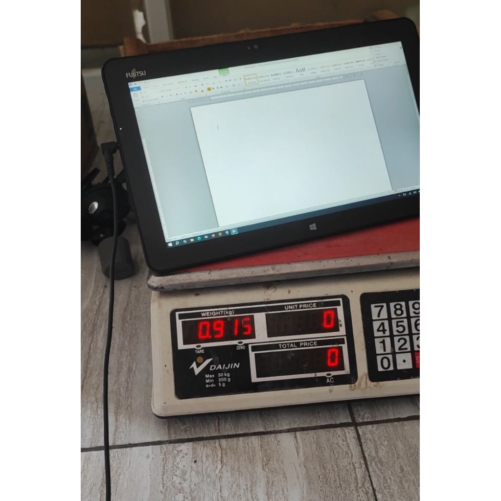 Jual fujitsu r727 core i3 gen 7 ram 4gb ssd 512gb minus baterai dan ...
