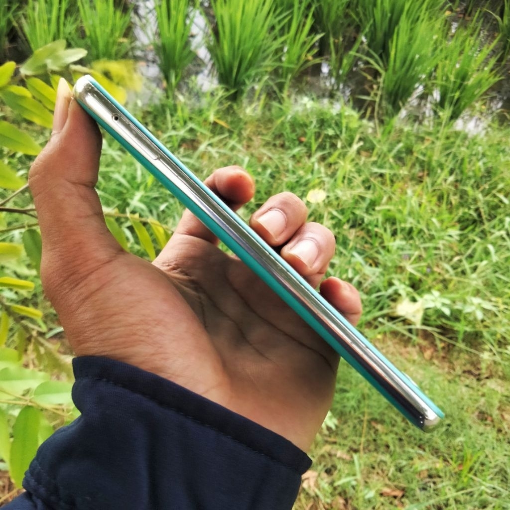 Jual sharp aquos r2 | Shopee Indonesia