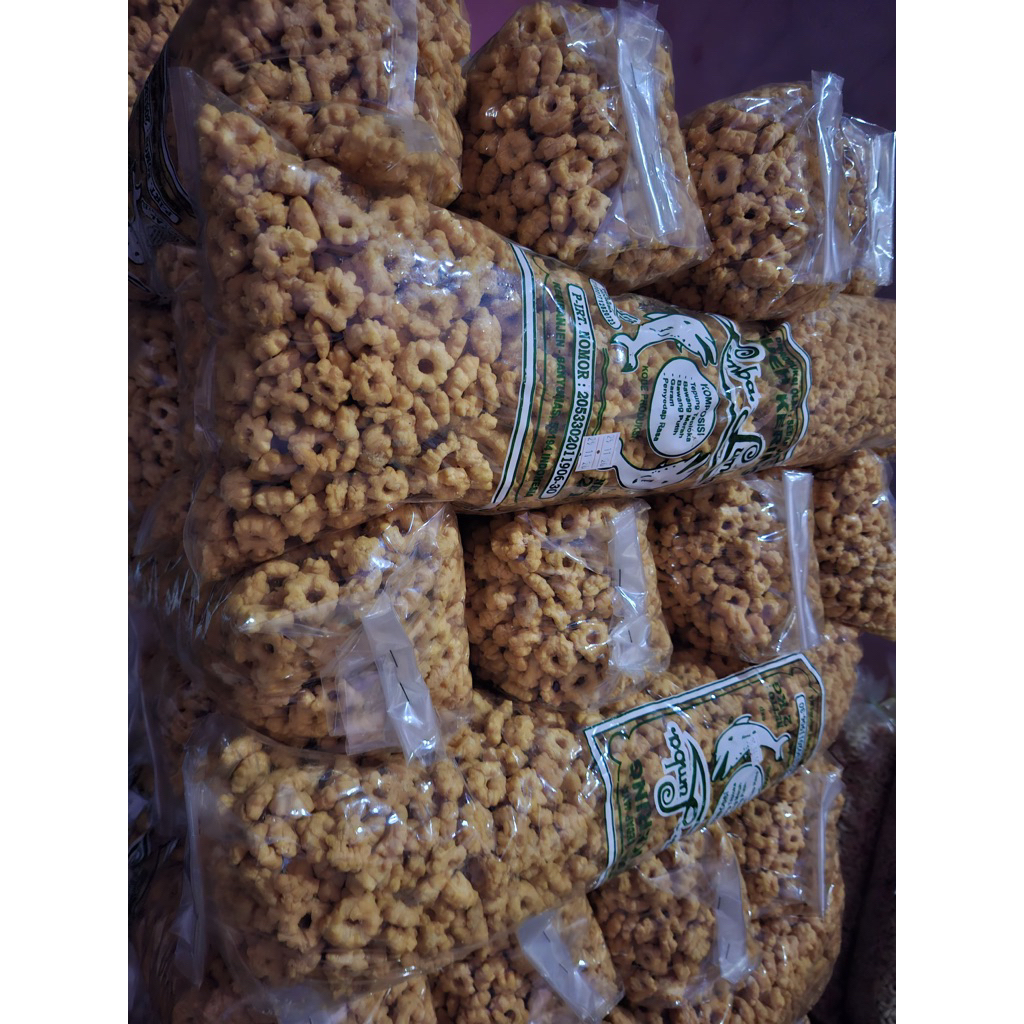 Jual -Pilus Sakura Ribut 500gr dan 1000gr - Snack Jadul Asin Gurih ...