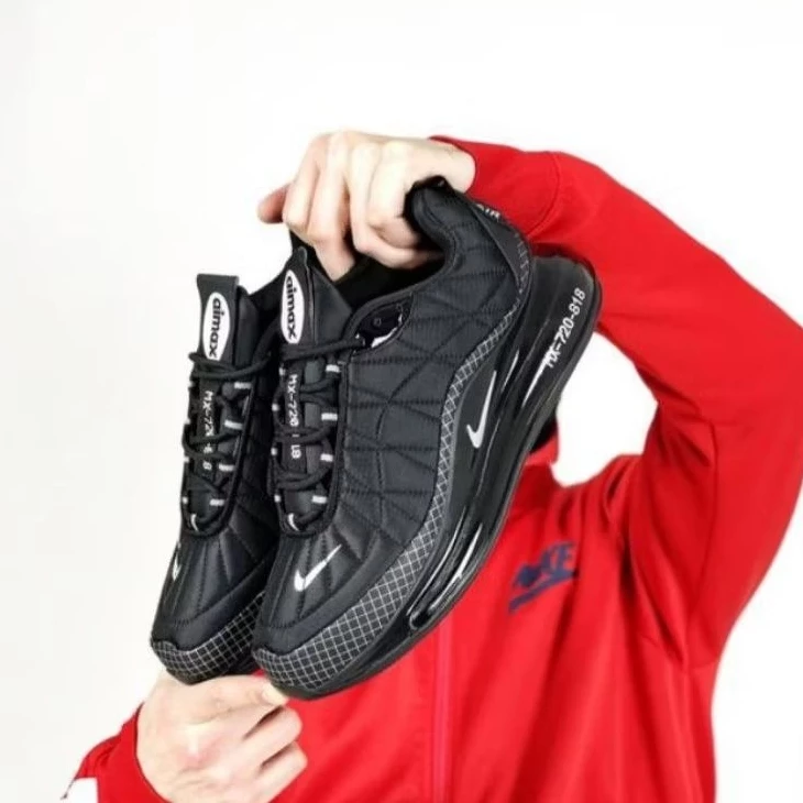Sepatu Running Sneakers Terlaris