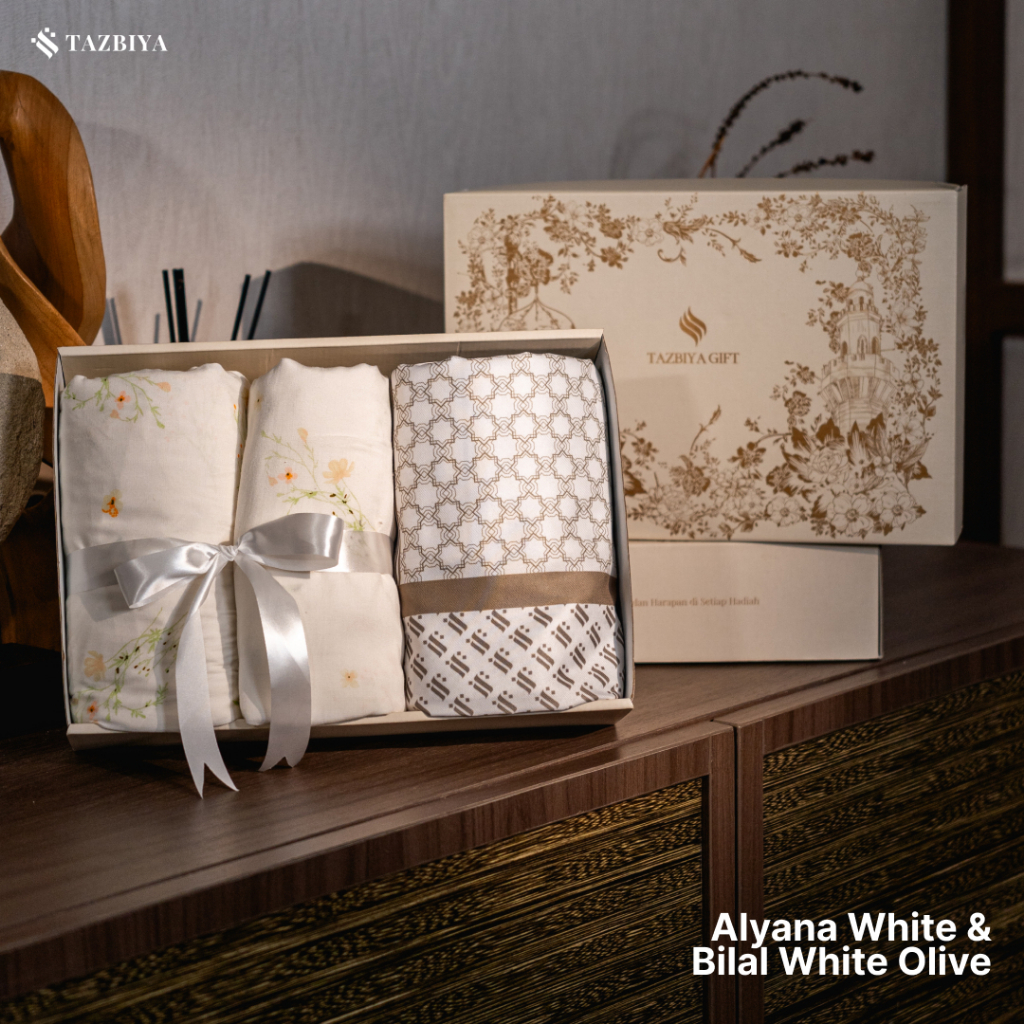 TAZBIYA - Gift Set Couple Mukena & Sarung (Raya Hampers Gift Box Raya Couple Isi Mukena dan Sarung) - 1