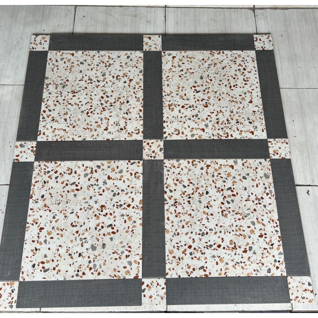 Keramik Carpot 50x50 Sunkist Kombinasi 10x50 10x10