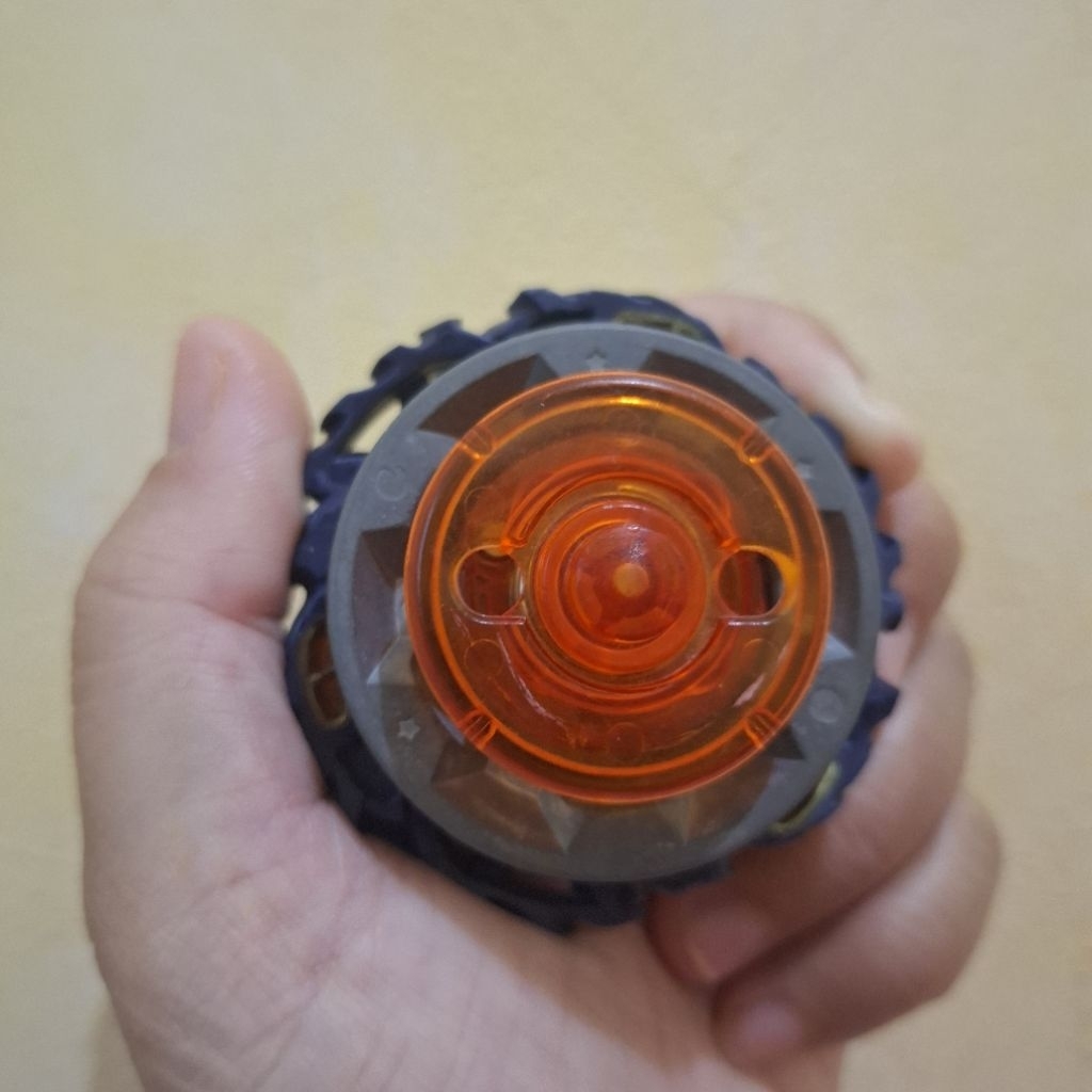 Jual BEYBLADE BURST SUPERKING VANISH FAFNIR ORIGINAL TAKARA TOMY ...