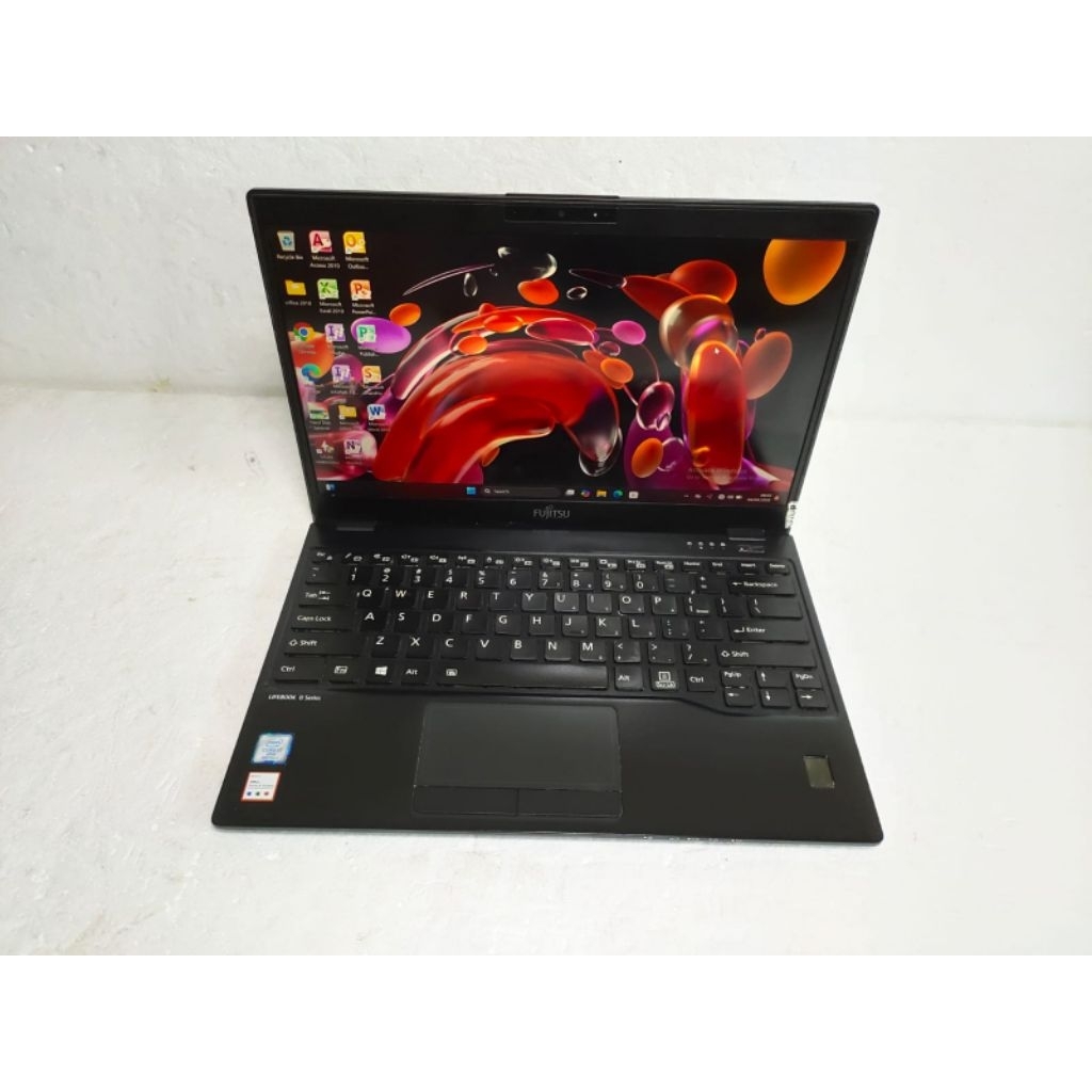 Laptop Core i7 RAM 8GB harga terjangkau tersedia di marketplace
