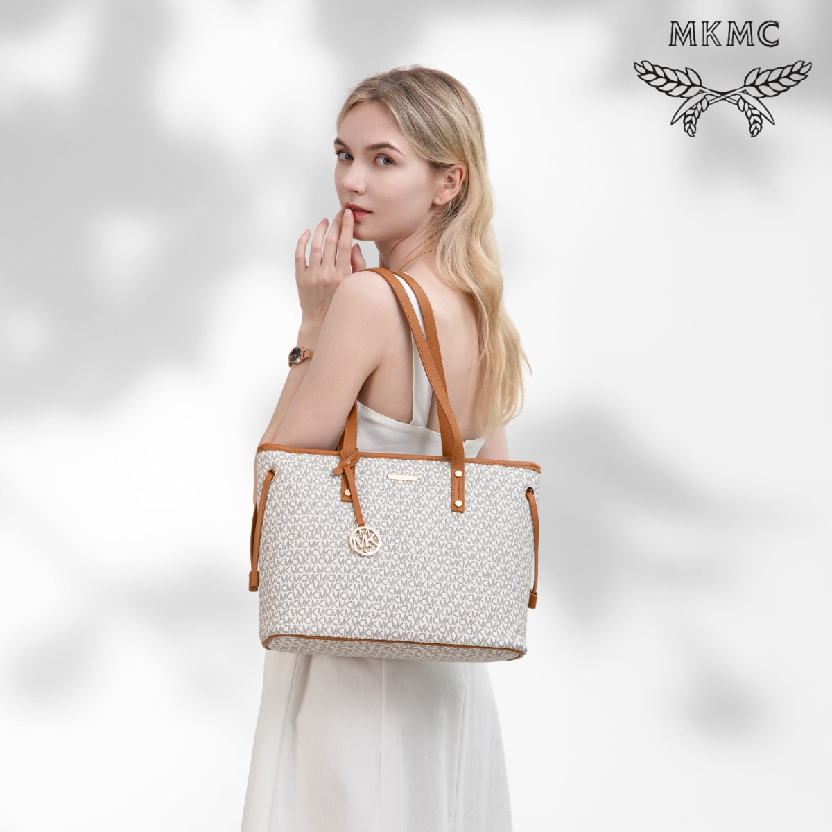 Jual MKMC Totebag Wanita Medium Tas Bahu Kondangan Kuliah Monogram ...