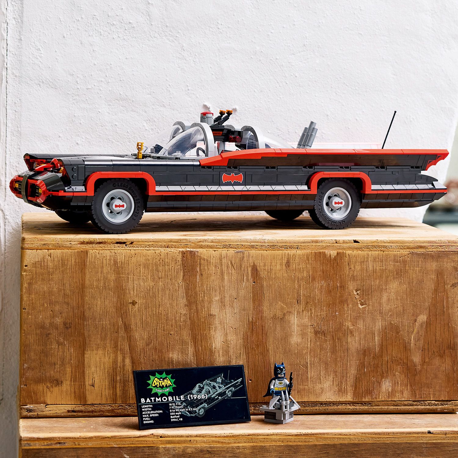 Jual LEGO Super Heroes 76328 Batman: The Classic TV Series