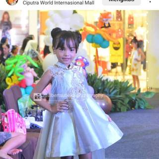  Aira Wibowo