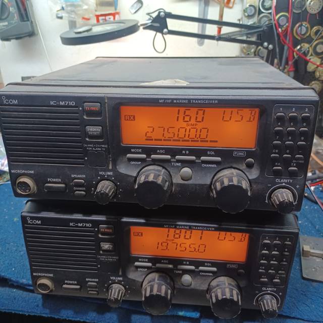 受信機 DAIWA LA-2035R 144MHz RigPix Database - Power amplifiers - Daiwa LA-2035R