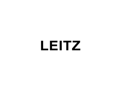 LEITZ