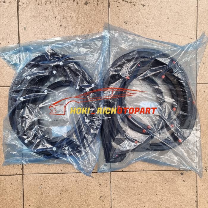 Jual PREMIUM Karet Pintu Innova Reborn 2016-up Original Harga Satuan ...