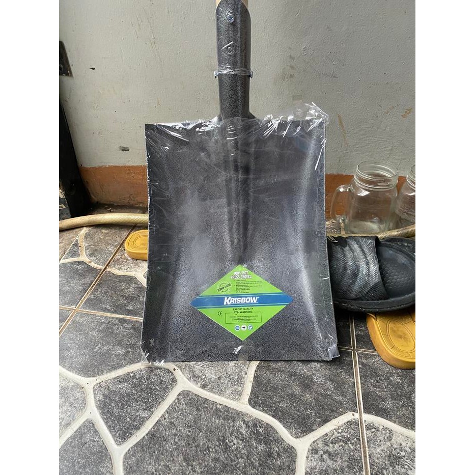 Jual Krisbow Sekop Taman Persegi / Krisbow Sekop Rata Stainless Gagang ...