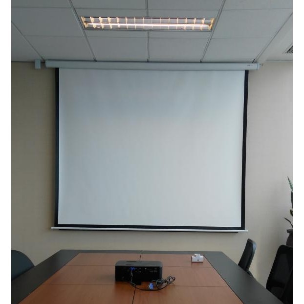 Jual Screen Projector Motorize / Layar Proyektor Elektrik 70