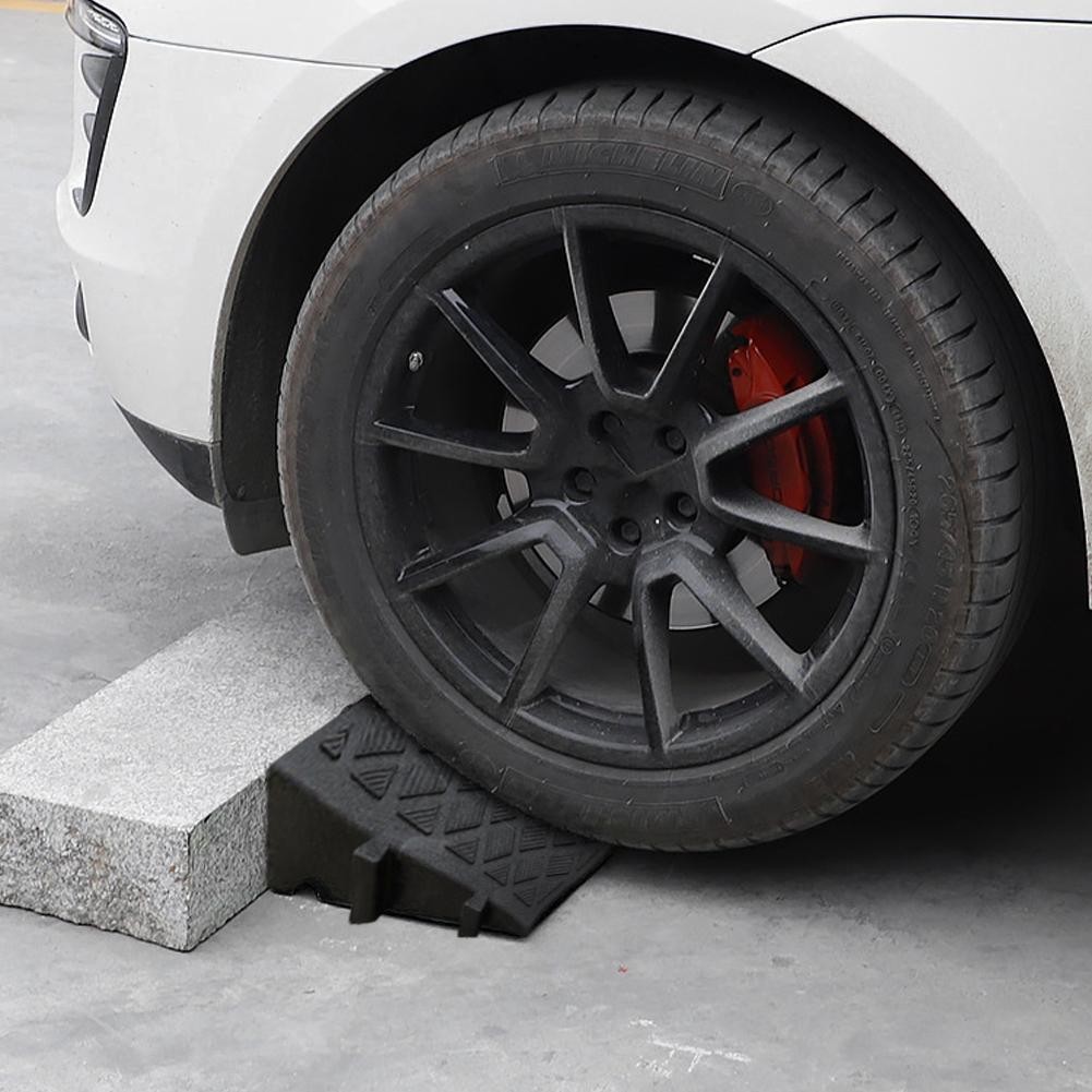 Jual Portable Car Wheel Driveway Ramps Anti-Slip Wheel Chock Heavy Duty ...
