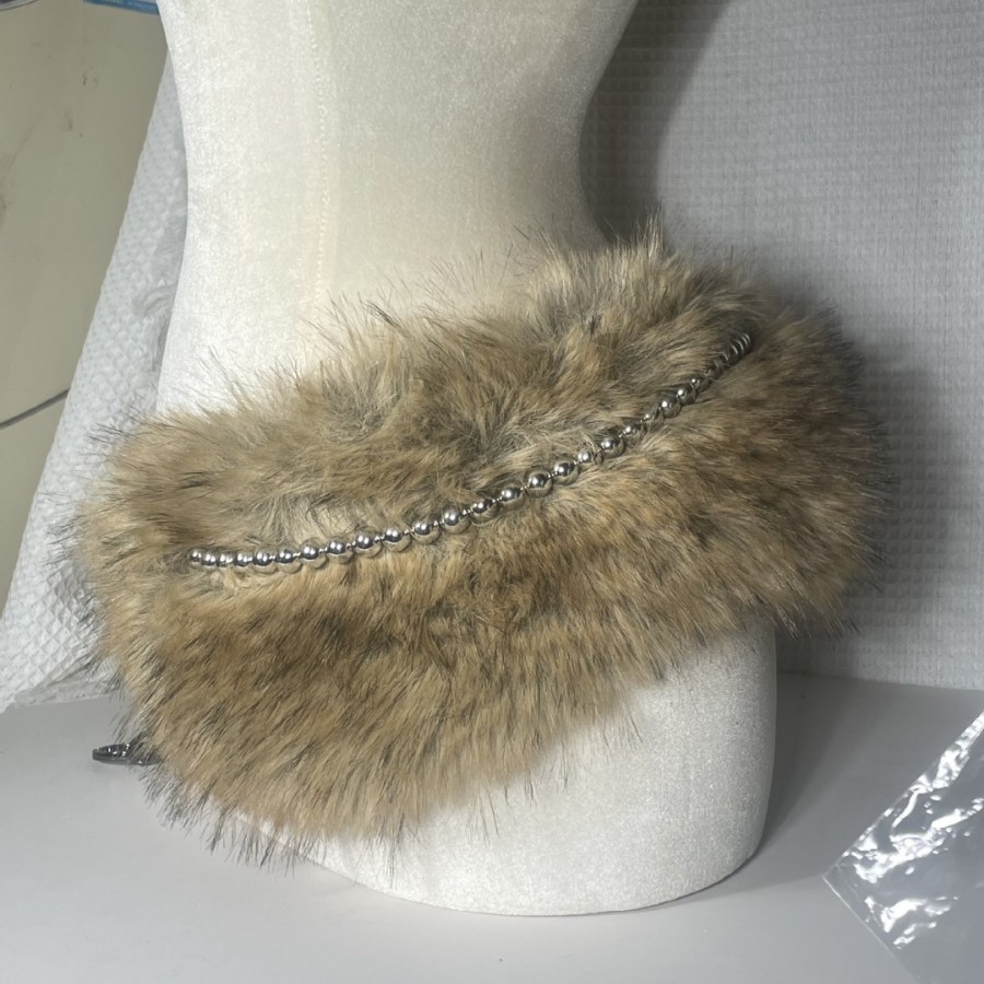 Jual Y2K Metal Bead Chain Plush Waist Chain Faux Fur Belts Furry Fur ...