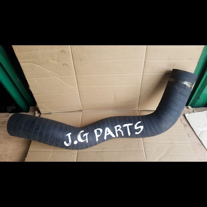 Jual Selang Radiator Bawah / Lower Hose Long Mitsubishi Fuso 8Dc9 Kode ...