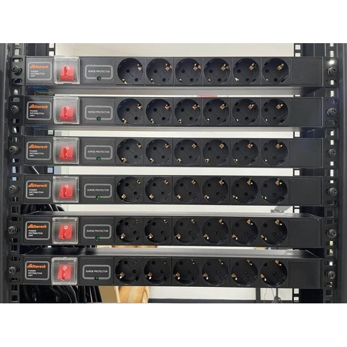 Jual P06G PDU KITARACK 6 SOCKET 16A GERMANY OUTLET STOP KONTAK RACK ...