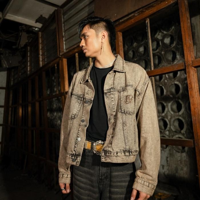 Jual Wearon- Jacket Denim Crop Kobe Brown Washed Kazamarts | Shopee ...