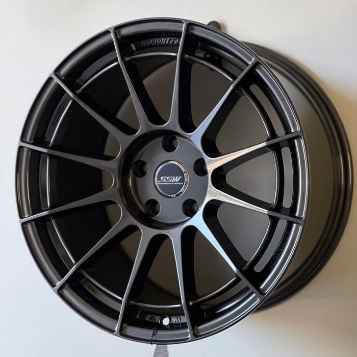 Jual velg racing r18 SSW NT03 Velg mobil 18 Innova Reborn Venturer ...