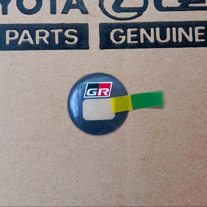 Jual Stiker Gr Emblem Gr Start Stop Engine Button Fortuner Yaris ...