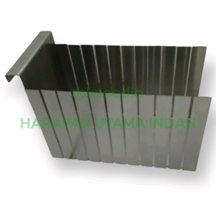 Jual alat pembatas potong roti tawar bread/Bread Slicer Cutter ...