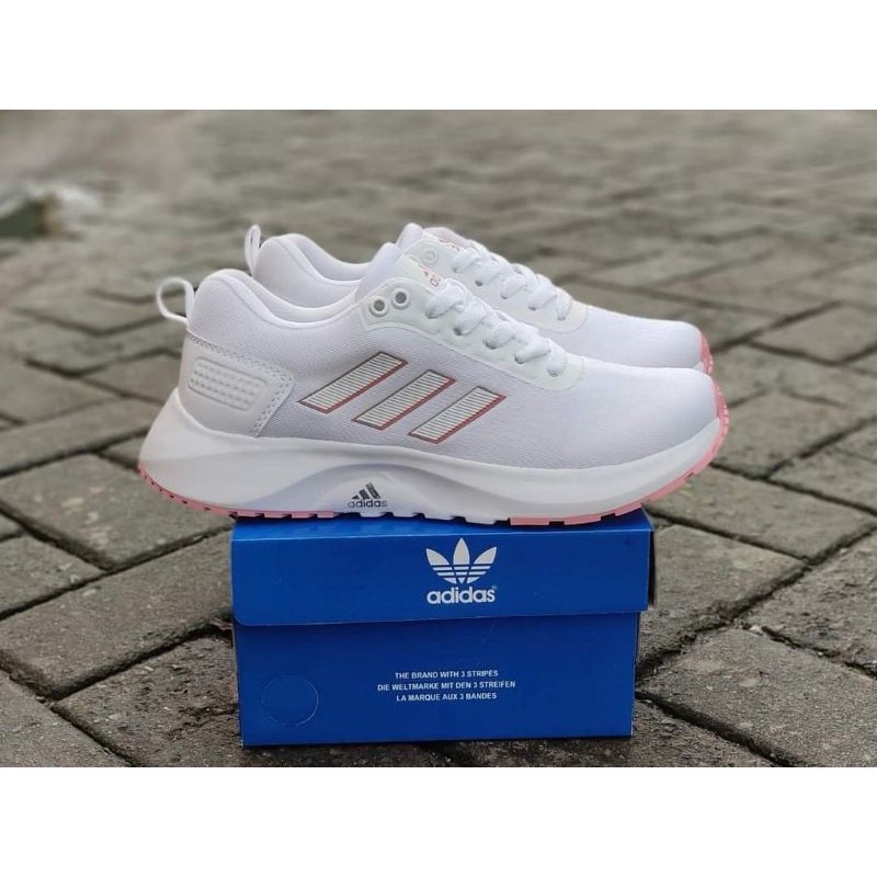 Sepatu Adidas Zoom Wanita Made in Vietnam Autsol karet cocok untuk olahraga  sekolah gym senam zumba aerobik
