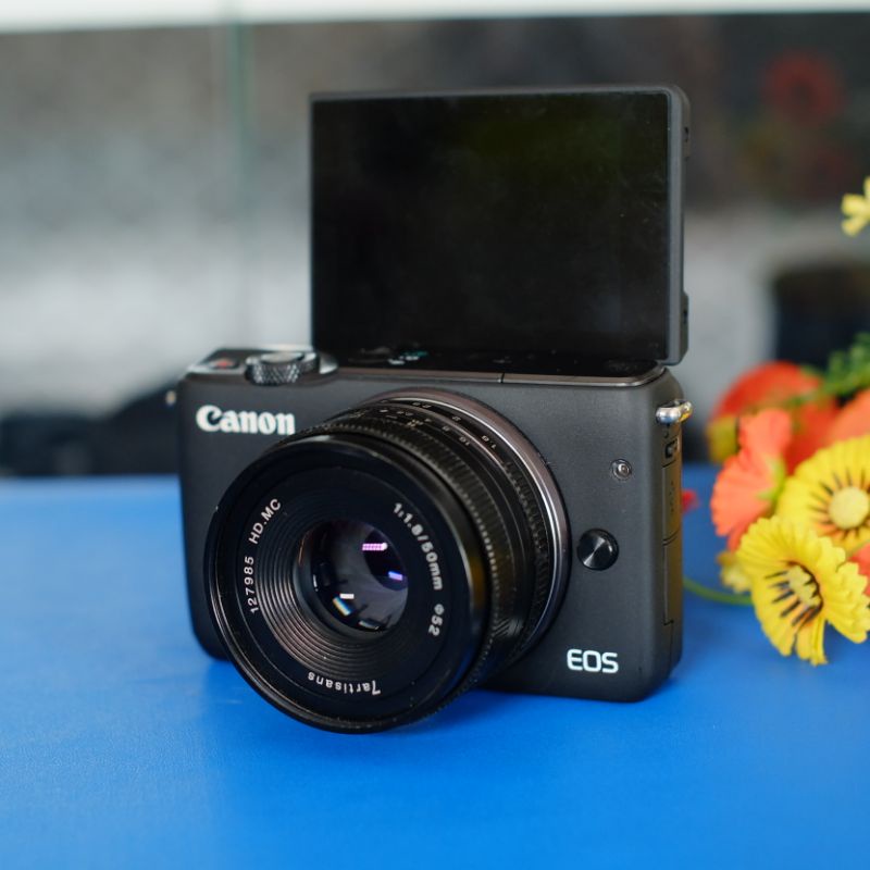 Jual CANON M10 Lensa Fix 7artisant 50mm F1.8 Kamera Mirrorless vg
