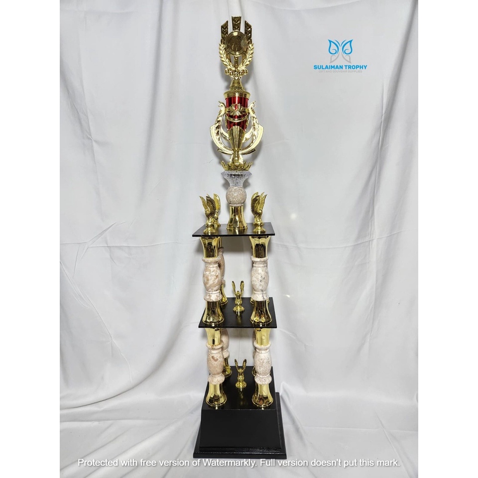 Jual Piala Trophy Kaki Onic Tinggi Satuan Dengan Tulisan Logo Pita Shopee Indonesia