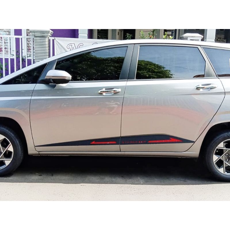 Jual hyundai stargazer & stargazer x side body moulding garnish