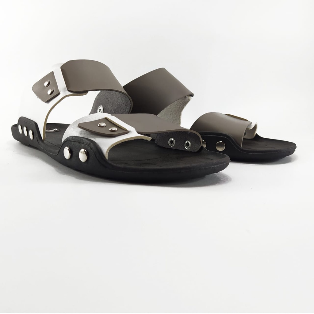 Jual sandal pria terbaru. sandal kasual pria terbaru . sandal kuit pria