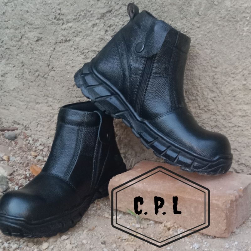 Jual sepatu safety jaminan kulit sapi asli tahan percikan api ujung ...