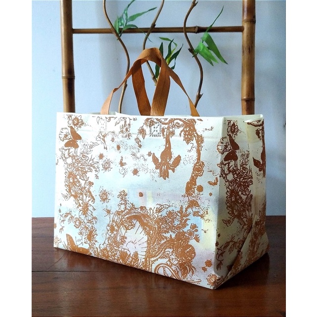 Jual RYAGAKO Goodie Bag Tas Spunbond 35 cm 20 cm Hajatan Nikahan