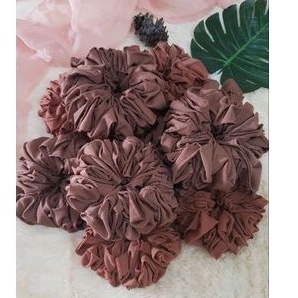 Jual IKAT RAMBUT Cempol Hijab Scrunchie, Kuncir Rambut , Scruncie ...
