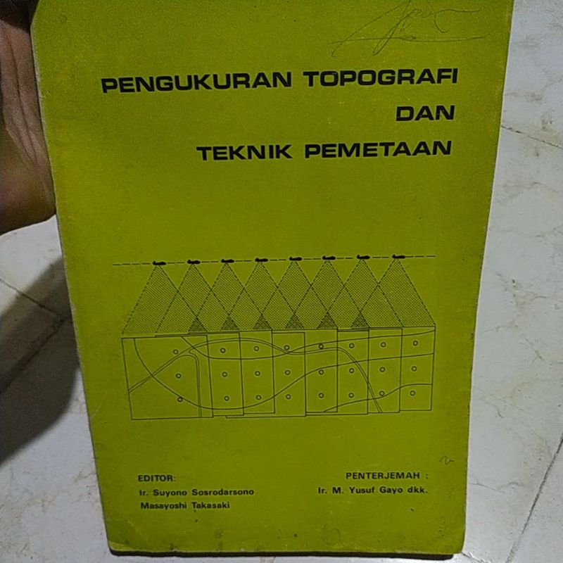 Jual Buku Pengukuran Topografi Dan Teknik Pemetaan. 100% Original ...