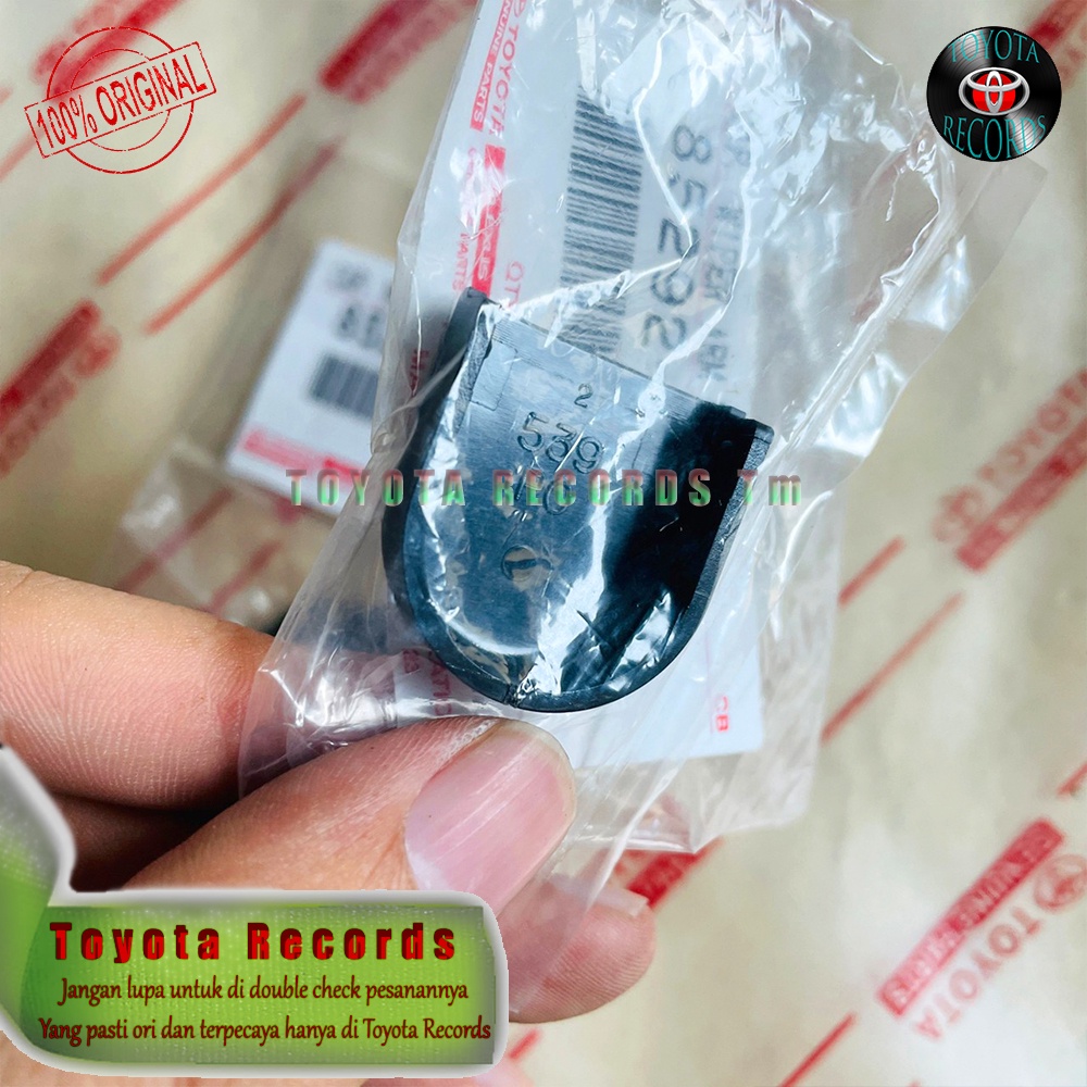 Jual Cover Cap Arm Wiper Land Cruiser FJZ70, VX80 & HDJ80 Series