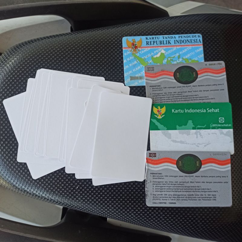 Jual Stiker anti gores pelindung( ktp sim bpjs) laminating dengan lem ...
