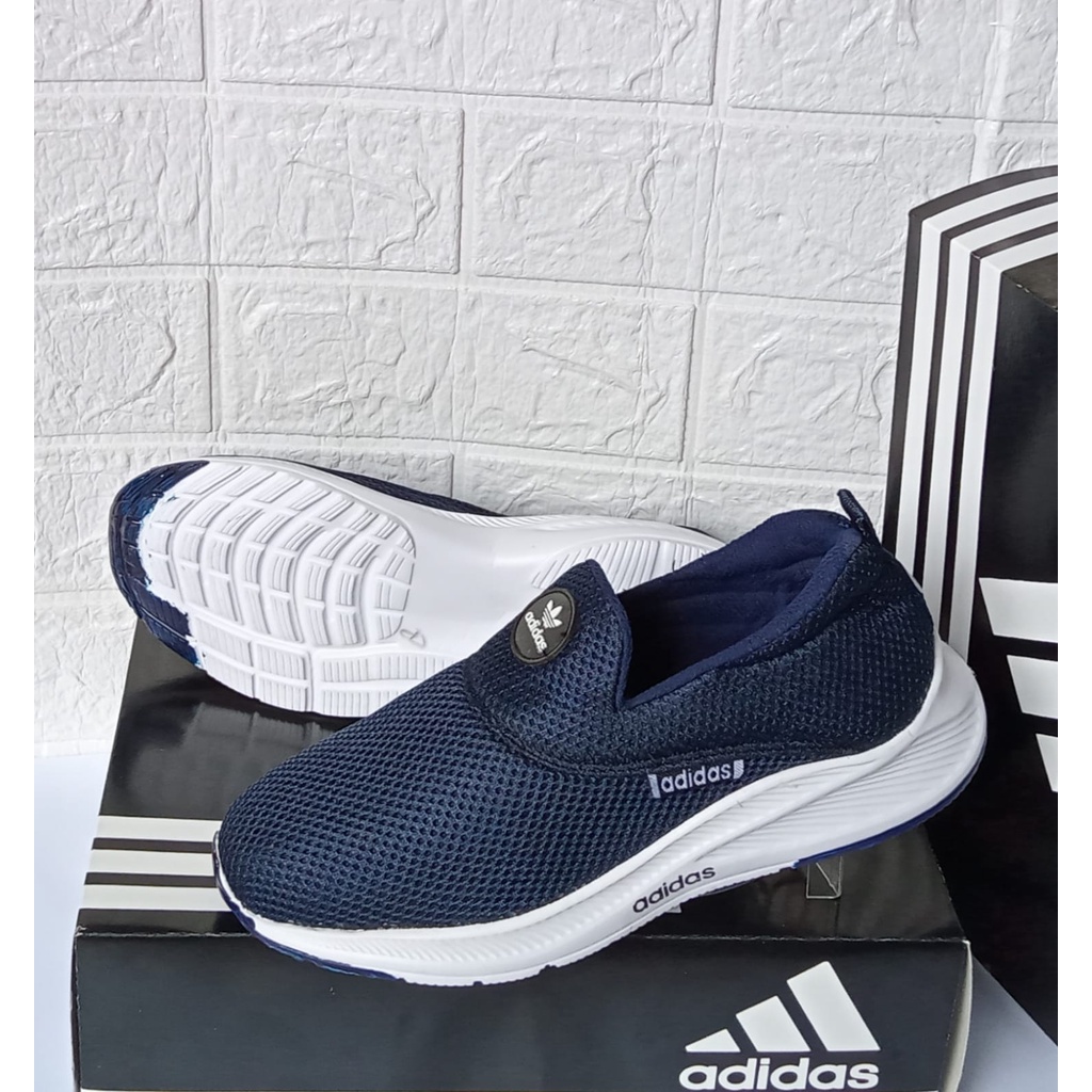 Jual Sepatu Slip On Adidas Wanita Pria Unisex Shopee Indonesia