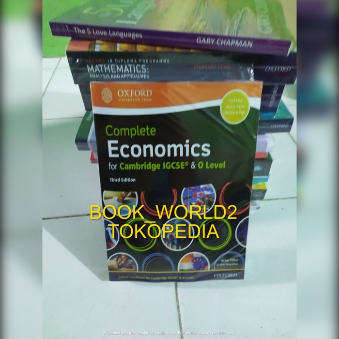 Jual JUAL Complete Economics For Cambridge IGCSE And O Level Third ...