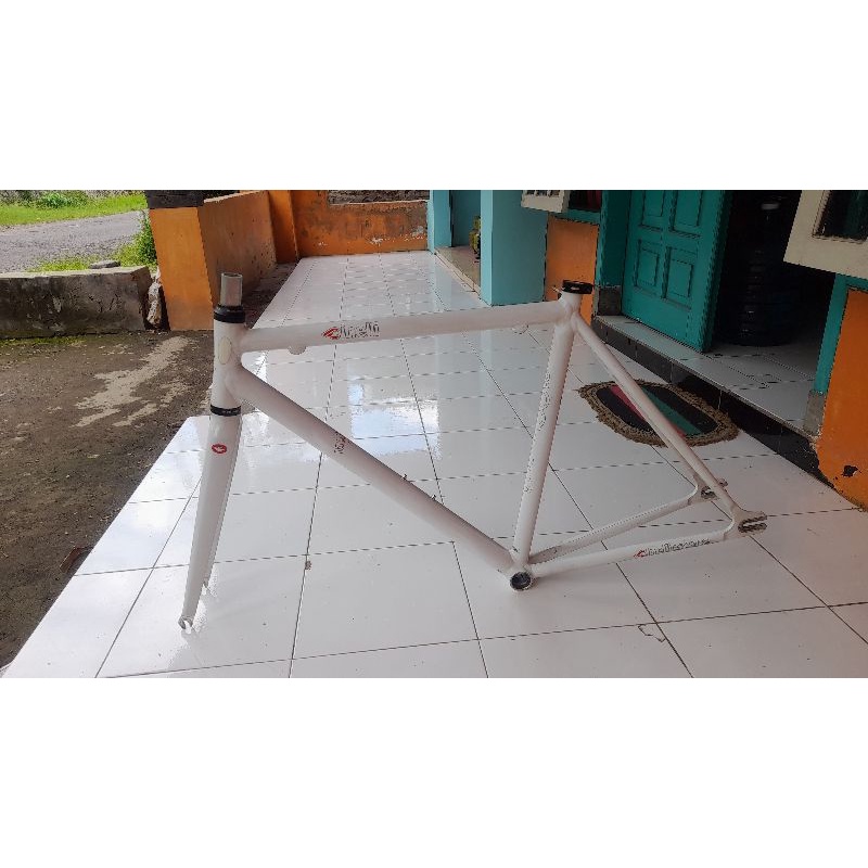 CINELLI BOOTLEG MISTICRATS White